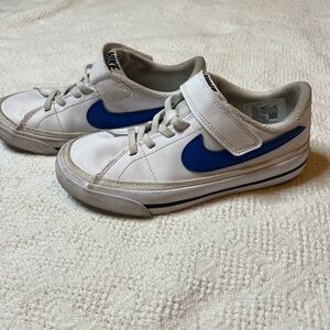 Nike Kids White and Blue Sneakers